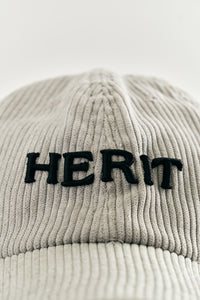 Boné Veludo Cotelê