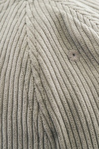 Boné Veludo Cotelê